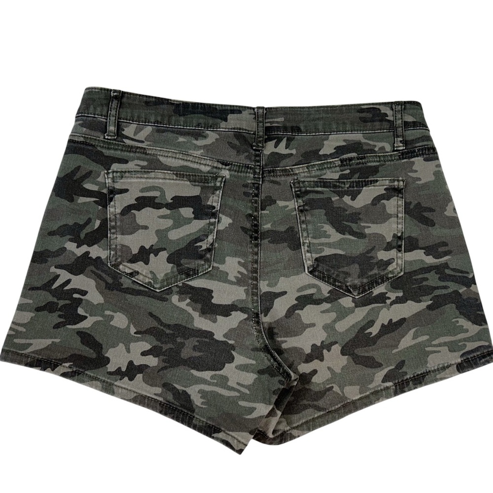 Vanilla Star Camouflage Mid-Rise Midi Shorts Size 11 Juniors - Picture 4 of 9